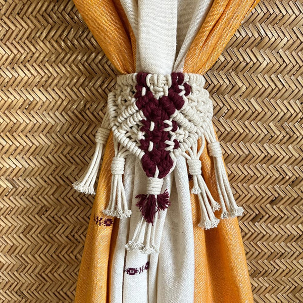 Boho Macrame Curtain Holder Woven Ties -White Farmhouse Curtain Tie Backs Made of Hand-Woven Cotton Rope -for Indoor Outdoor Drapes Decorative